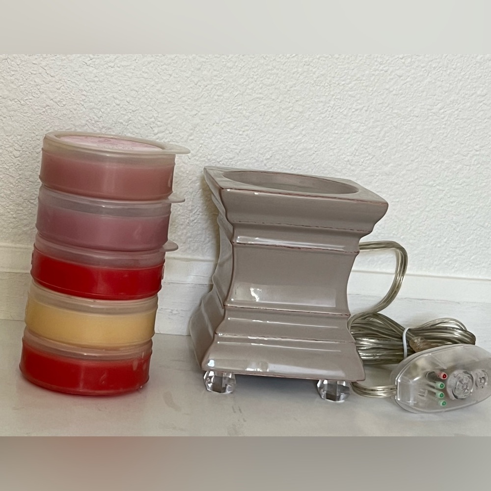Gold Canyon Wax Warmer and 5 Scent Pods